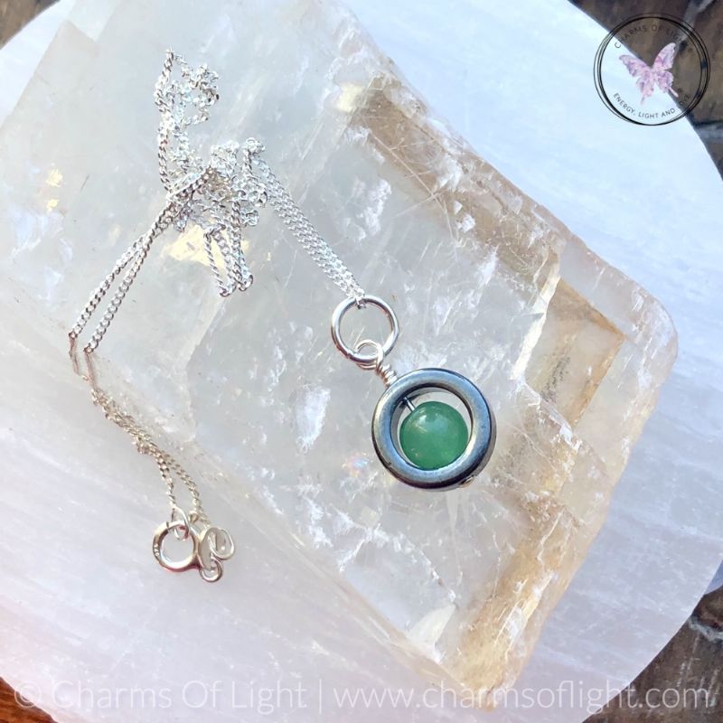 Hematite Gemstone Fidget Necklace (Green Aventurine)